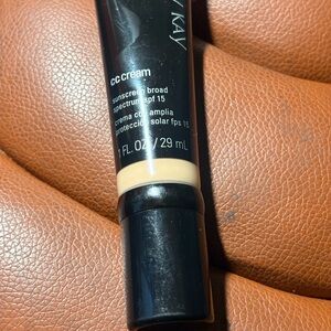 Mary Kay CC Cream Sunscreen SPF